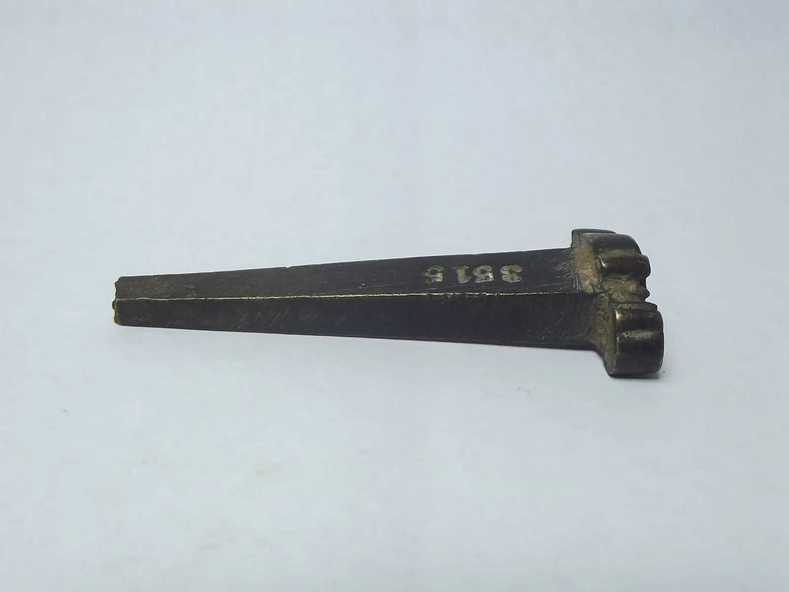 Instrumento para dorar