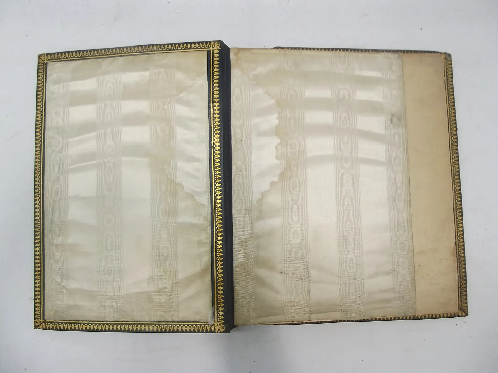 Libro de ejercicio fiscal de 1884 a 1885