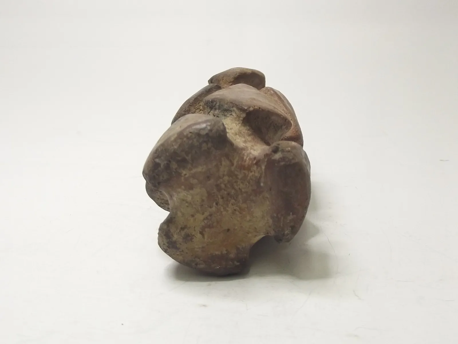 Sello de barro cocido