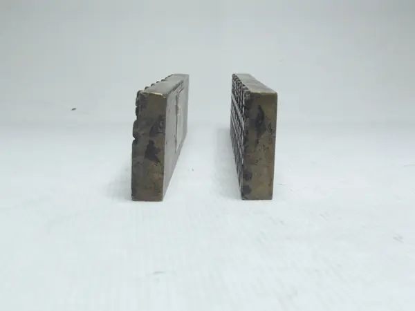 Sello de bronce