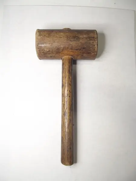 Mazo de madera