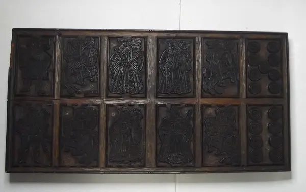 Plancha de madera para naipes