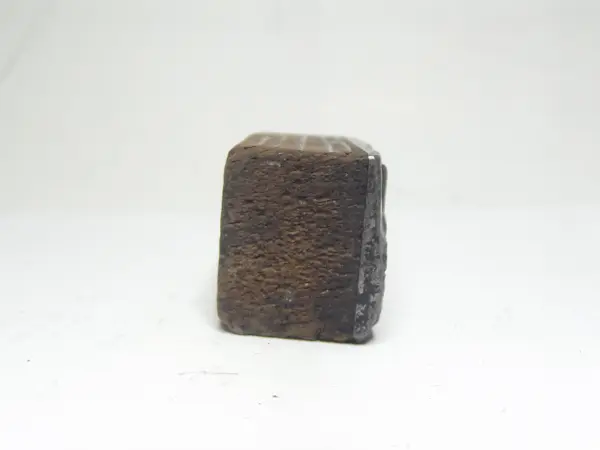 Grabado en plomo con base de madera