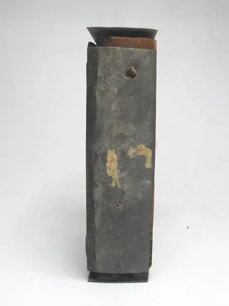 Grabado en plomo con base de madera