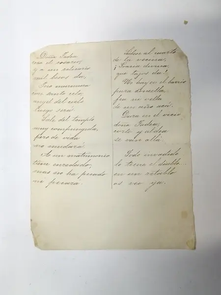 Manuscrito en papel